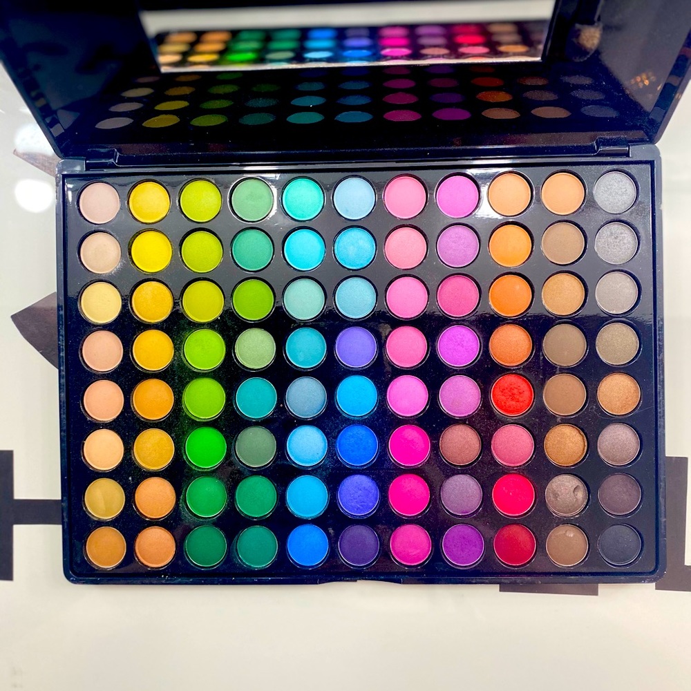 Bh Cosmetics Eyeshadow Palette